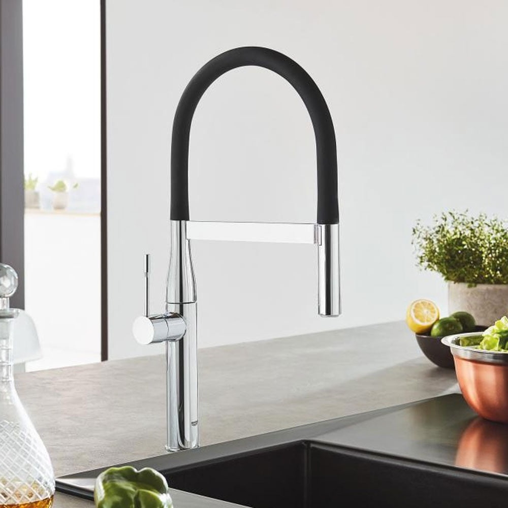 GROHE Професионален кухненски смесител с подвижен GROHEFlexx чучур от сантопрен ESSENCE 30294000