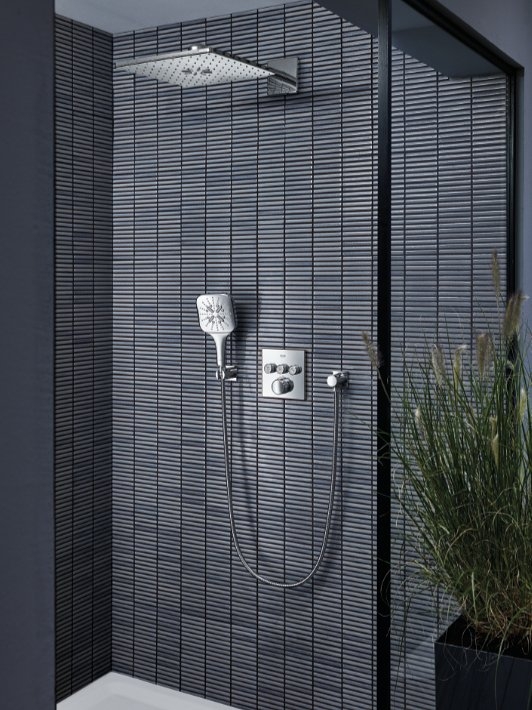 GROHE Ръчен душ с 3 струи RAINSHOWER SMARTACTIVE 130 CUBE 26582000